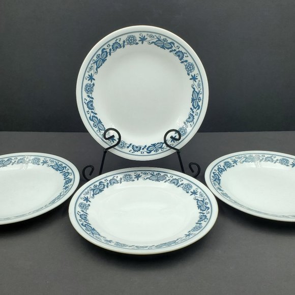 Corelle Old Town Blue Bread and Butter Plates Blue Onion Dessert Plates - Picture 1 of 6